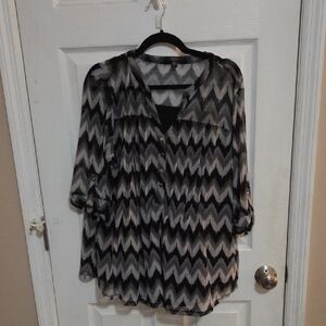 Cocomo Black and Gray Chevron Blouse
